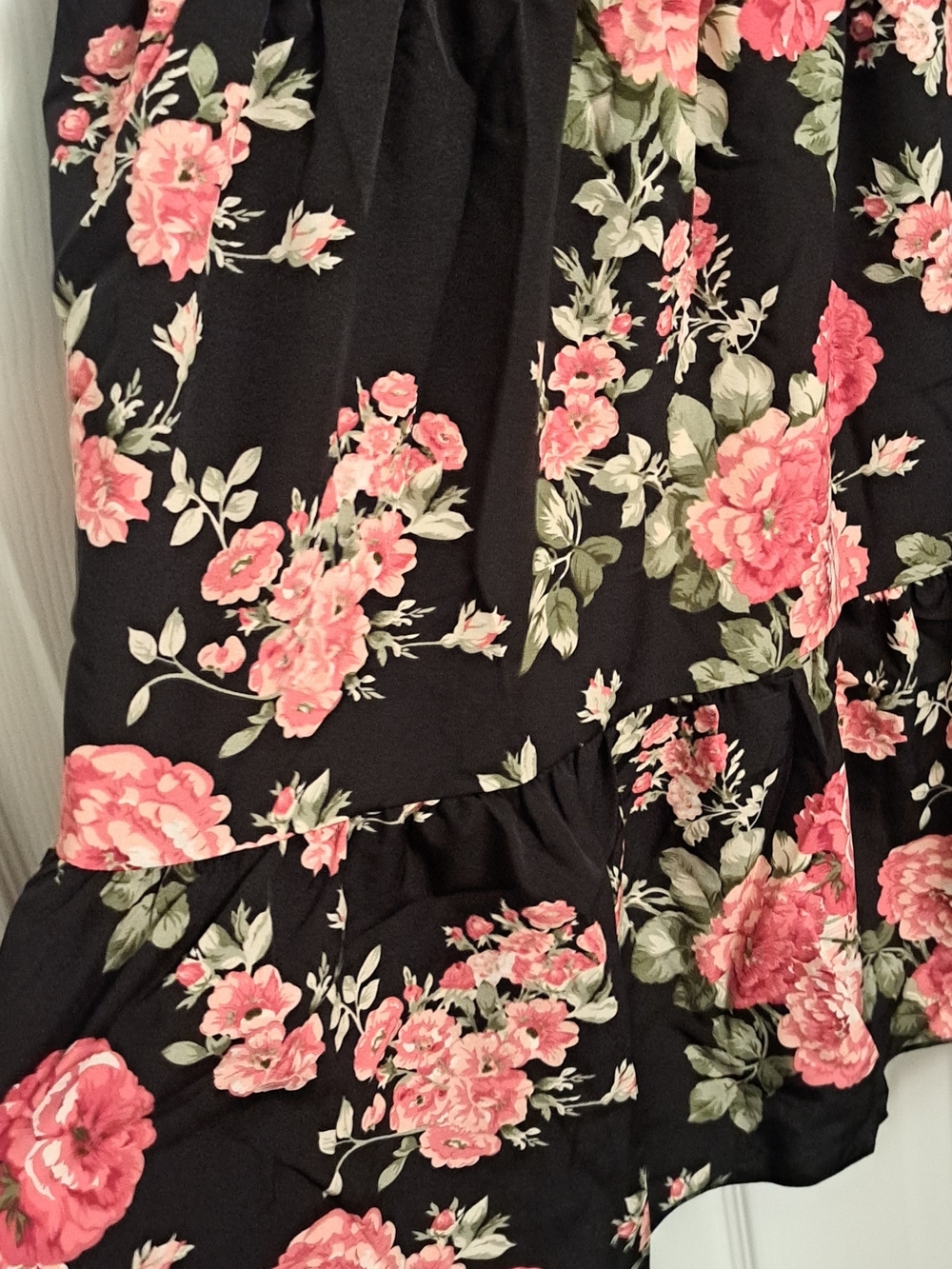 Black Floral Smocked Mini Dress Fits Size 14/16 Lightweight & Flowy New - Picture 4 of 9
